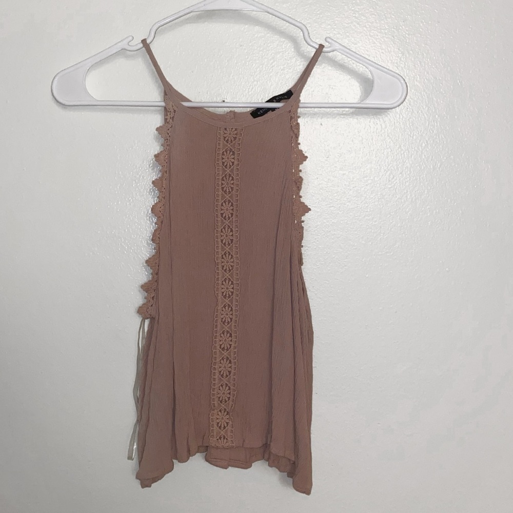 Kylie & Kendall top